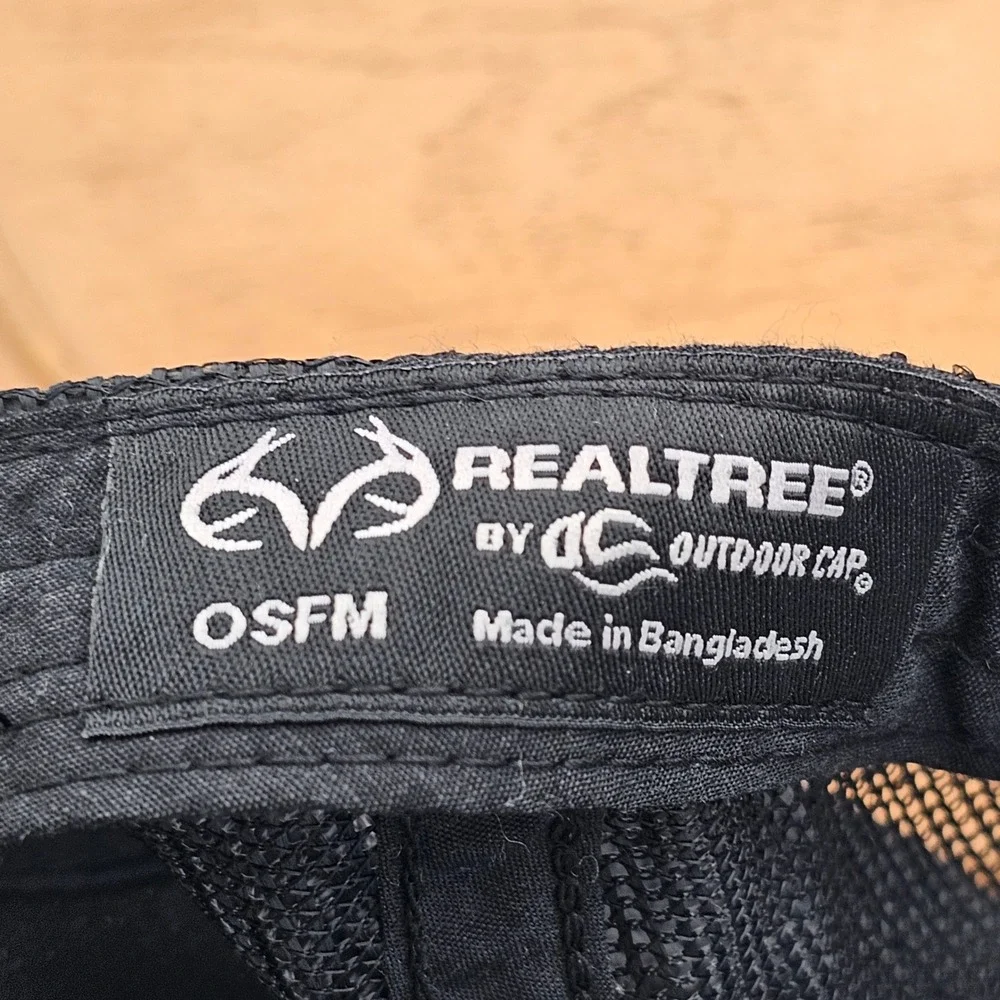 Realtree Fishing Trucker Hat Black Mesh Back‎ Snapback Cap Blue Logo OSFM